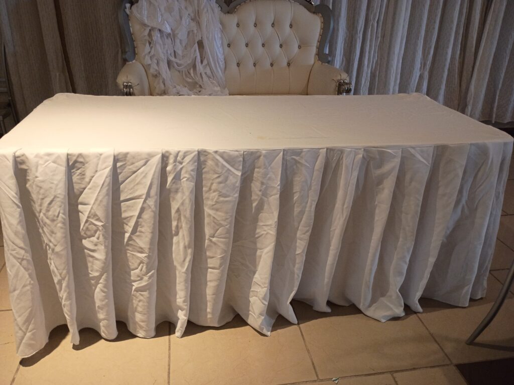 Table cloth square white