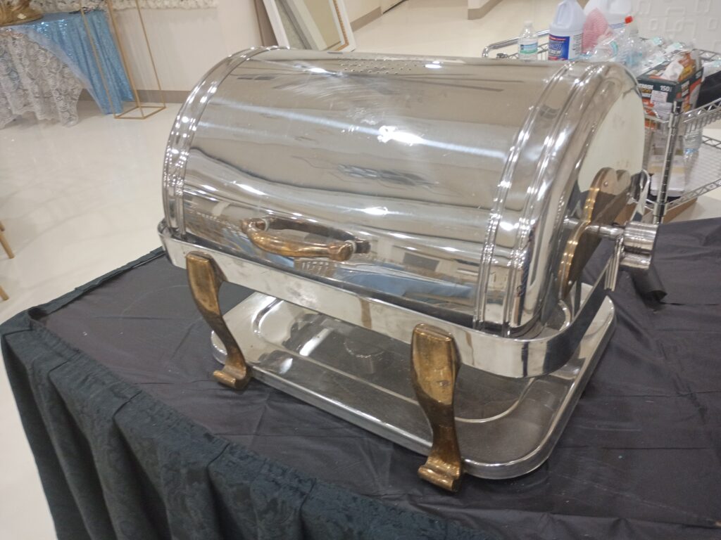 Chafer silver with golden accents Chafer silver with golden accents